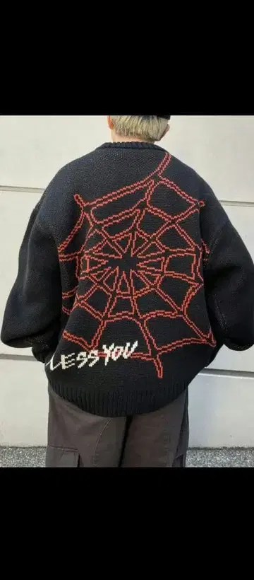 후즈후 갤러리 bless you 스파이더 니트