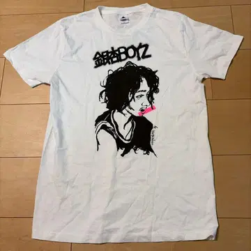 이쵸 BOYZ 밴딩 티셔츠 세계 평화 기원 투어