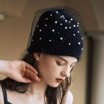 eimy istoire 심리스 펄 튤 비니 블랙