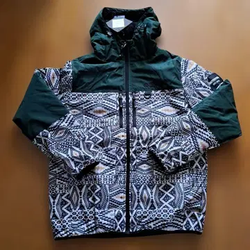 OUTDOOR 기하학 패턴 다운 자켓 미사용 새상품