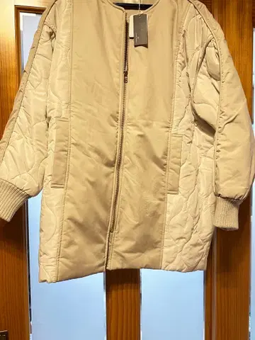 레디 브릴리언트 베이지 퀼팅 자켓