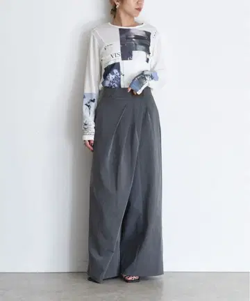 새상품 이번 시즌 에이미 로우 Eimee Law 택 포인트 턱 랩 팬츠