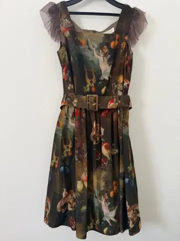 MILK 신화의 과실 원피스