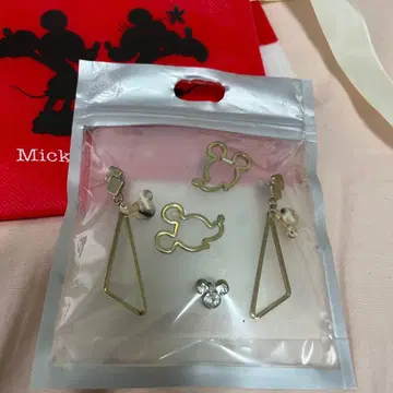 미키마우스 모양 골드 귀찌 (미개봉)