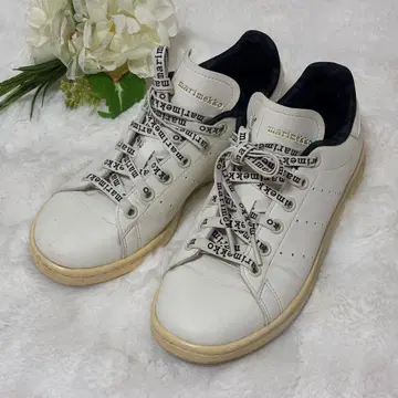 마리메꼬 화이트 캐주얼 스니커즈 23cm