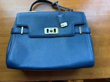 MICHAEL KORS 네이비 가죽 숄더백