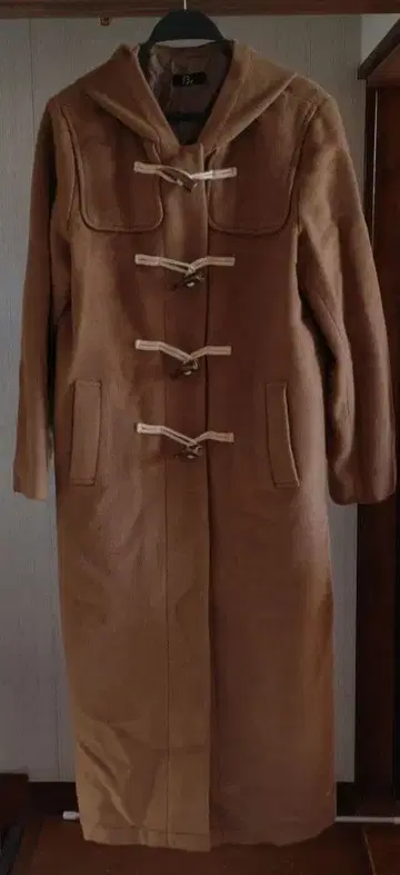 브라운 더플 코트 후드 부착