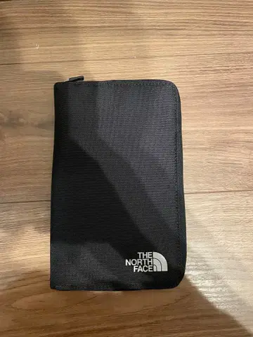 THE NORTH FACE 여권 케이스 블랙