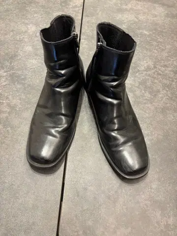 블랙 가죽 사이드 고어 부츠