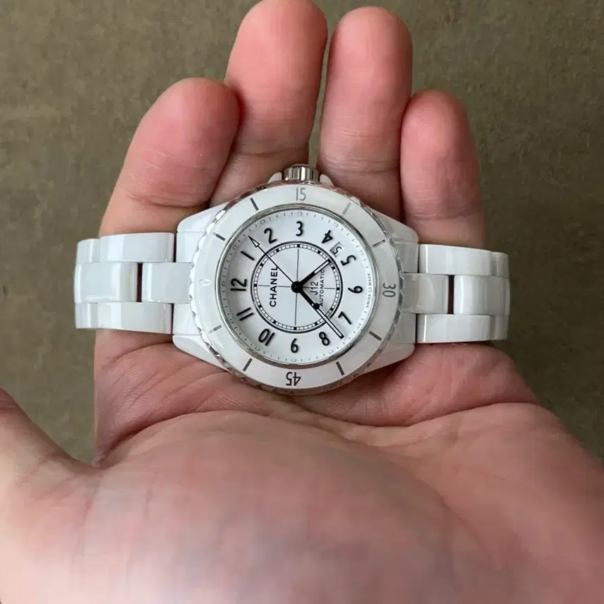 샤넬 J12 세라믹 화이트 38mm 풀세트 팝니다 사진 4