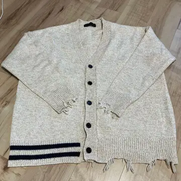 neos addictive design 프린지 부착 베이지 가디건