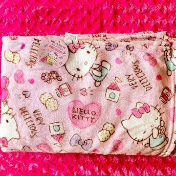 택 포함 레어 헬로키티 프리 크로스