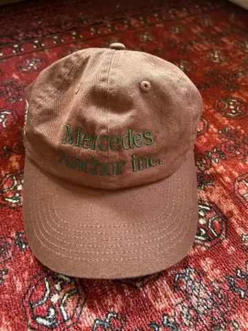 Mercedes Anchor inc. 캡 브라운