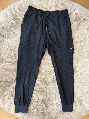 CALL & RESPONSE 조거 팬츠 네이비