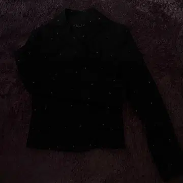 비쥬 장식 블랙 테일러드 자켓