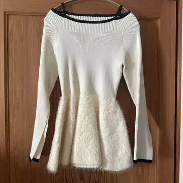 리랜드트루 페플럼 상의