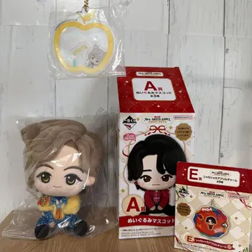 Mrs. GREEN APPLE 봉제 인형 키링 세트