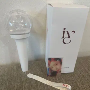 IVE 응원봉 레이 트레이딩 카드 포함