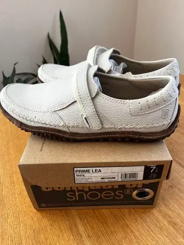 conqueror PRIME LEA 화이트 25.5cm 슬립온