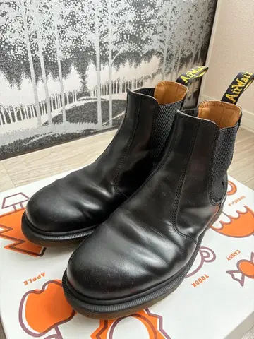 닥터 마틴 블랙 사이드 고어 부츠