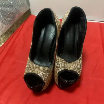 비쥬 장식 베이지 오픈토 하이힐