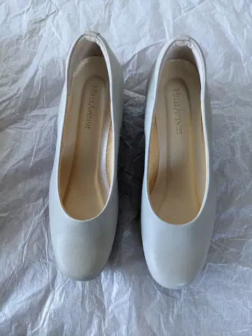 [ 새상품급 ] 힐즈 아베뉴 소프트 가죽 뉴 플레인 펌프스 24cm