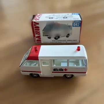 이스즈 로데커 구급차 S=1/58