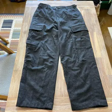 HATSKI 다크 그레이 울 카고 팬츠 사이즈 3