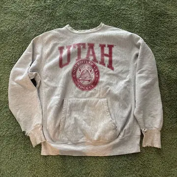 University of Utah 맨투맨 그레이 포켓