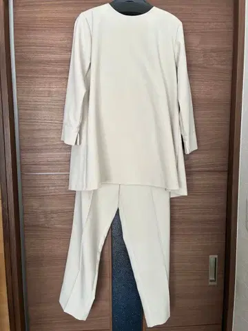 미사용 새상품 택 포함! BEAMS 긴팔 팬츠 셋업