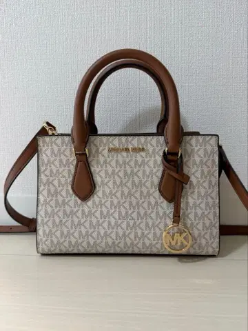 MICHAEL KORS 핸드백
