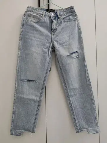 라이트 블루 스트레이트 데님