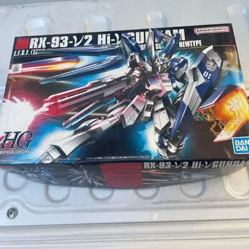 BANDAI RX-93-V2 하이-건담 HG
