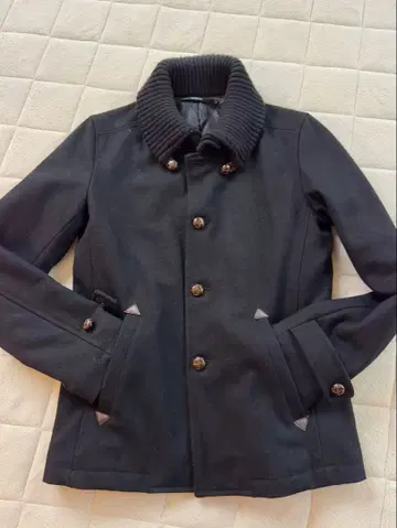 무료배송 ] 새상품급 남성용 블랙 멜톤 코트 리브 옷깃