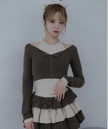 미사용 새상품 Darich 다리치 오프숄더 레이어드 리브 상의