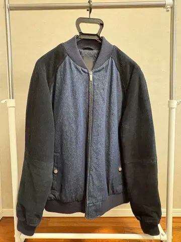 ZARA 네이비 점퍼