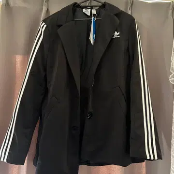 아디컬러 클래식 쓰리 스트라이프 블레이저 미착용 M 테일러드