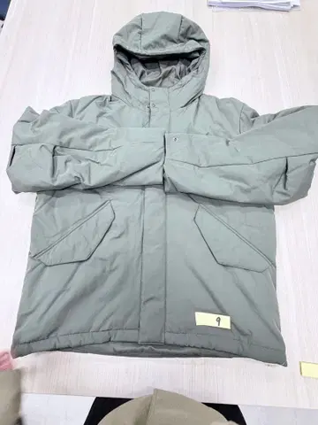 나노 유니버스 올리브 그린 다운 자켓