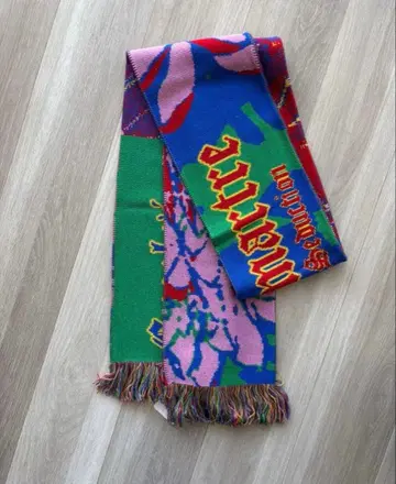 새상품 택 포함 MONTMARTRE NEW YORK 머플러