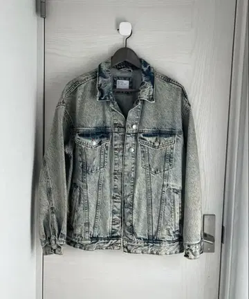 Bershka 데님 자켓 S 사이즈 라이트 블루