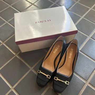 [새상품] BARCLAY 블랙 펌프스