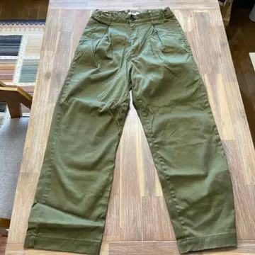 KAFIKA 워크 팬츠 올리브 턱