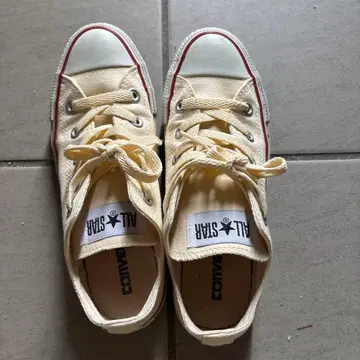 CONVERSE ALL STAR 크림색 스니커즈