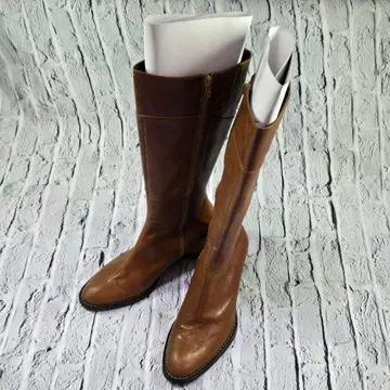 브라운 가죽 롱 부츠 중간 힐 23.5cm