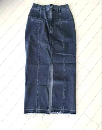 LAVANDA 라바나 우노 미사코 데님 펜슬 스커트 블랙 S