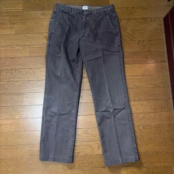 C.P. COMPANY 치노 팬츠