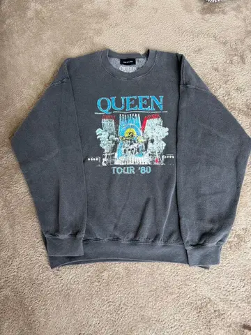 QUEEN TOUR '80 크루넥 맨투맨