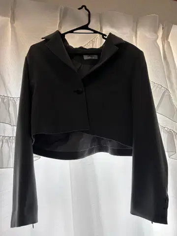 SNIDEL 백플레어 숏 자켓