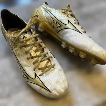 미즈노 알파 프로 축구화 27cm