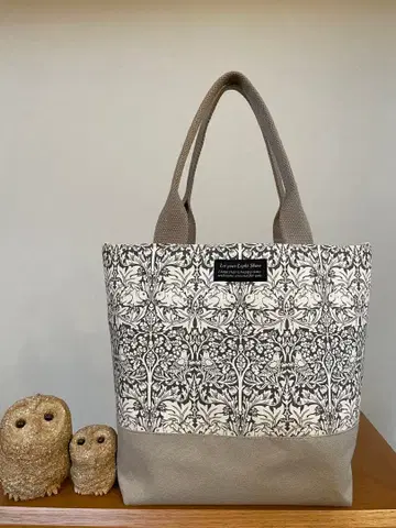 핸드메이드 토트백 윌리엄 모리스 플레어 토끼 패턴 LL 사이즈